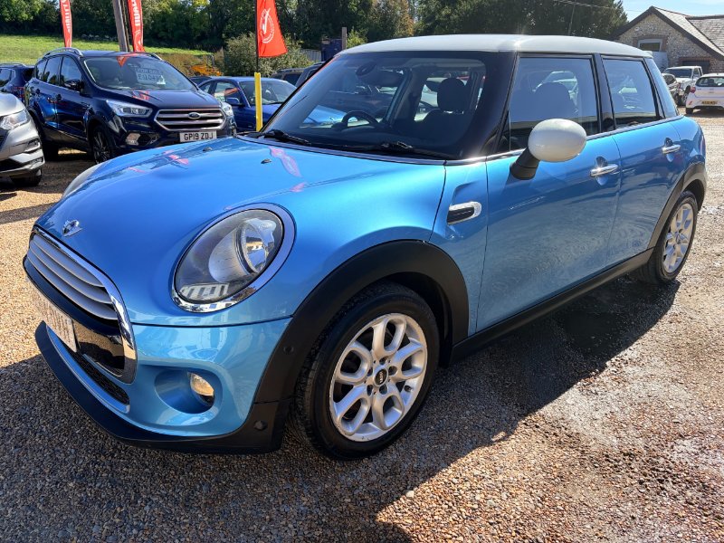 Blue Mini Hatch 1.5. Petrol. High Spec. Blue. 5 Door. Low Road TAX.