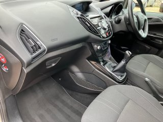 /photos/9739/227a7abc-f00b-4ce4-d9bf-82ca16c60ff9_i320x240.jpg