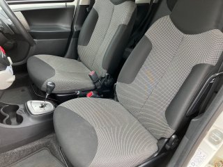 /photos/9739/243f3b61-86c0-232e-e629-efd800b8e1e2_i320x240.jpg