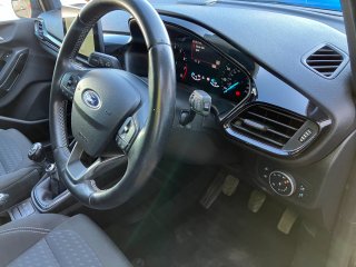 /photos/9739/3d047266-95a1-8de3-64f4-8d8d7cf44415_i320x240.jpg