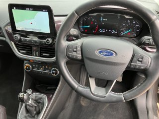 /photos/9739/4cc5f127-8b4c-5e49-6744-ba1647ae7fda_i320x240.jpg