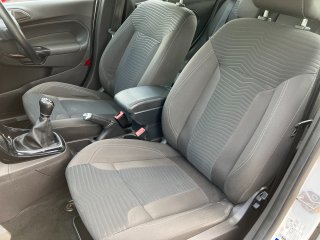 /photos/9739/571a31d8-a6f9-8581-f6d3-6886c6c25cb0_i320x240.jpg