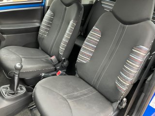 /photos/9739/6e4fb8a2-1112-c98d-205f-728055a1d2cd_i320x240.jpg