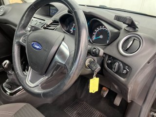 /photos/9739/73690ca3-5e9c-f74e-8b79-4100129eae92_i320x240.jpg
