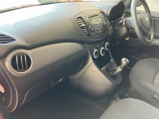 /photos/9739/93f2a3aa-ec93-72cf-412e-f2e250e9bf81_i320x240.jpg