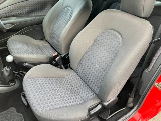/photos/9739/b311db49-e85d-919e-4721-4230fa2c5b95_i320x240.jpg