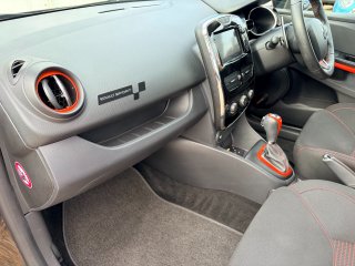 /photos/9739/c63a9e76-182c-58c1-04a3-2879c3c6cc48_i320x240.jpg