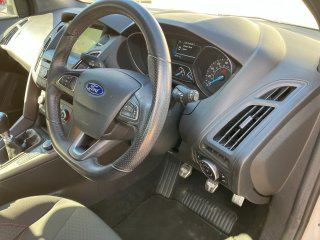 /photos/9739/df71e3c0-5b84-c8aa-0f6f-172524202f66_i320x240.jpg