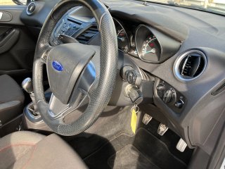 /photos/9739/f4fc23e2-e214-3efc-f08f-ffbf9bb7a6cc_i320x240.jpg